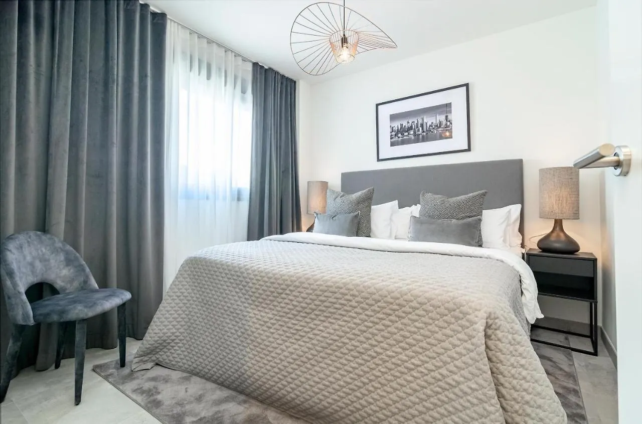 Lägenhet Inf27E- Holiday Home Estepona By Roomservices